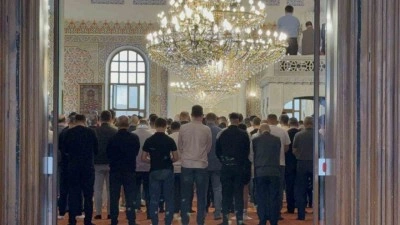 Düzce’de bayram namazında camiler doldu