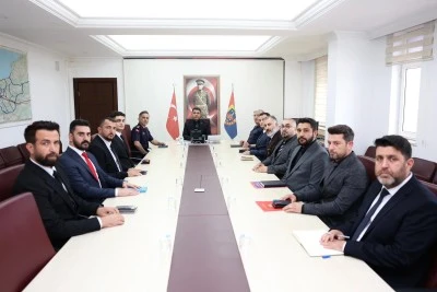 Düzce Valisi Selçuk Aslan’dan Şehitlere Vefa Ziyareti