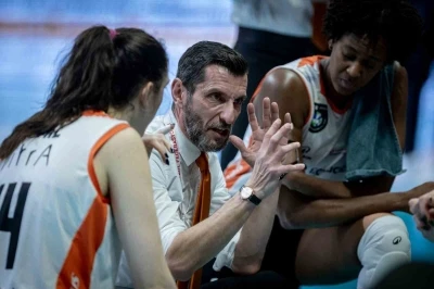 Eczacıbaşı Dynavit adını d&ouml;rtl&uuml; finale yazdırdı