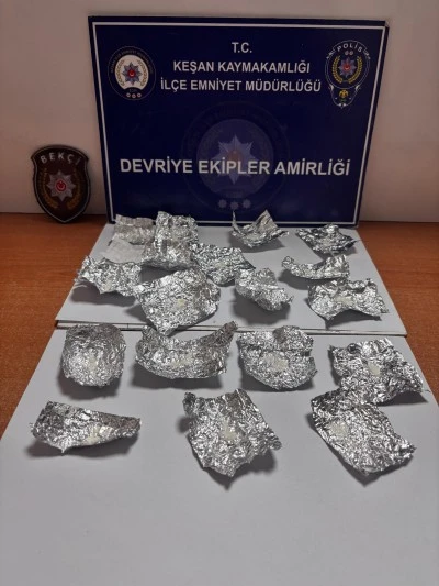 Edirne Keşan’da Polis Uyuşturucu Operasyonunda 2 Şüpheliyi Gözaltına Aldı