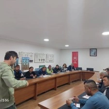 Edremitli &ccedil;ift&ccedil;ilere iklim değişikliği ve sulama eğitimi verildi