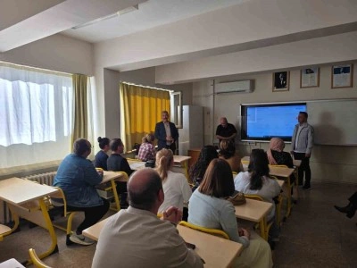 Efeler&rsquo;de &ouml;ğretmenler proje &uuml;retimi i&ccedil;in bir araya geldi