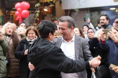 Efeler’de şarkılar, sevgililer için söylendi