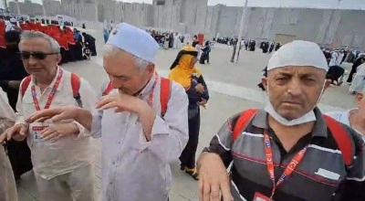 Eğirdirli umre kafilesi, Arafat’ta Eğirdir Gölü için yağmur duası etti