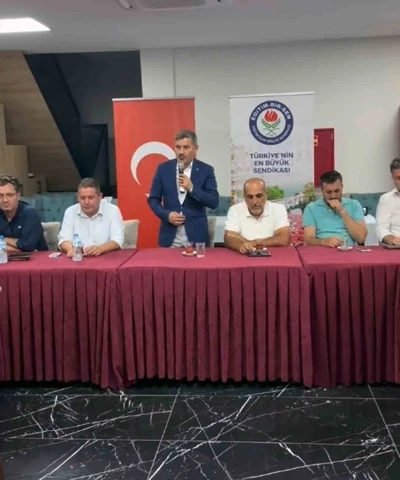 Eğitim Bir-Sen Muğla Şube Başkanı U&ccedil;ak Fethiye&rsquo;de iş yeri temsilcileri ve &uuml;yeler ile buluştu