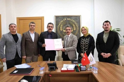 Eğitime değer veren proje: Erenler&rsquo;de &lsquo;Kantin Kart&rsquo; desteği devam ediyor