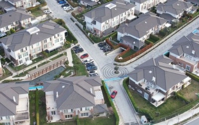 Ekrem İmamoğlu’nun eski evinin olduğu yerde hareketlilik sürüyor