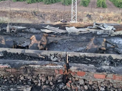 Elazığ&rsquo;da 10 g&uuml;n &ouml;nce aldıkları 3 inek yangında telef oldu