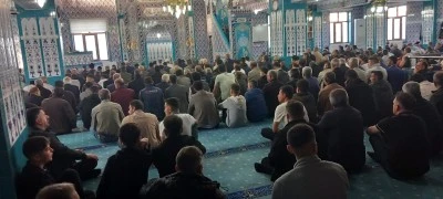 Elazığ&rsquo;da bayram namazı coşkusu: camiler doldu, cemaat bayramlaştı