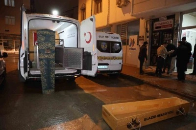 Elazığ’da genç kadın apartta ölü bulundu