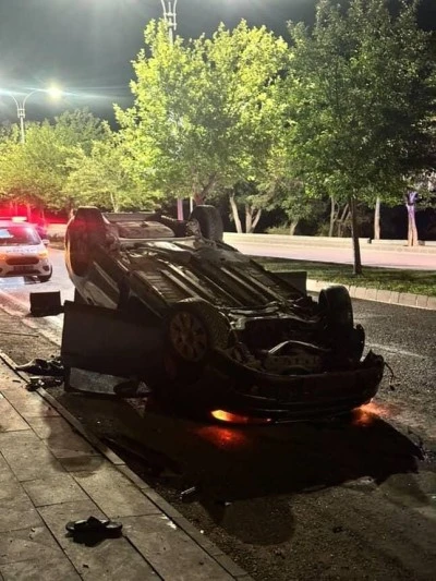 Elazığ’da Takla Atan Otomobilde 2 Kişi Yaralandı
