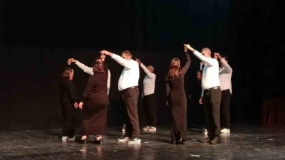 Engelliler yeteneklerini sergiledi