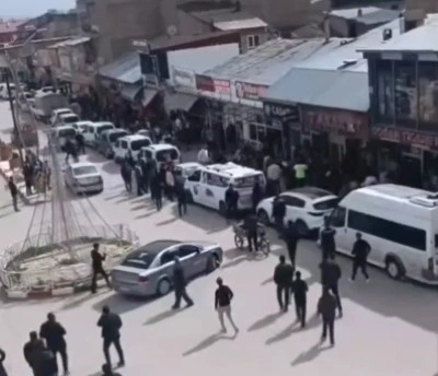 Erciş’te taşlı sopalı kavga