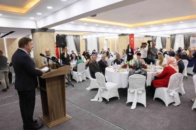 Erzincan&rsquo;da şehit aileleri ve gaziler onuruna yemek programı d&uuml;zenlendi
