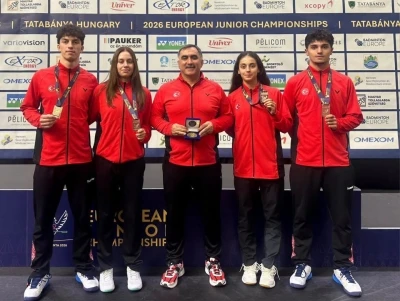Erzincanlı milli sporcular Avrupa &uuml;&ccedil;&uuml;nc&uuml;s&uuml; olan T&uuml;rkiye&rsquo;nin gururuna ortak oldu