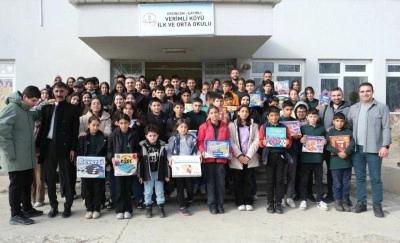 Erzincanlı &ouml;ğrencilerden Verimli k&ouml;y&uuml;ne dostluk k&ouml;pr&uuml;s&uuml;