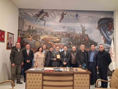 Erzurum&rsquo;da halk k&uuml;lt&uuml;r&uuml;n&uuml;n hafızası Muhsin Ko&ccedil;, 38 yılın ardından emekli oldu