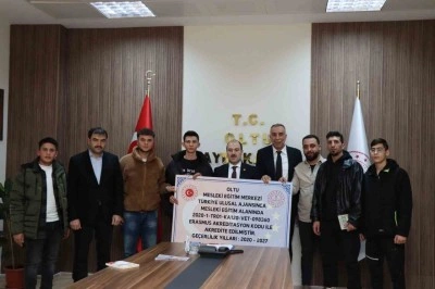 Erzurum’un Oltu ilçesinden 5 çırak Hollanda yolcusu