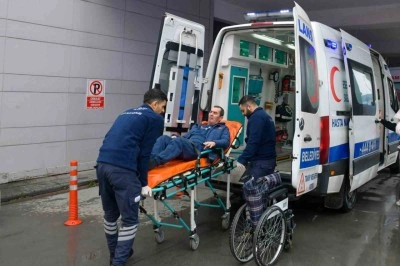 Esenyurt Belediyesi ekipleri 24 saat kar mesaisinde