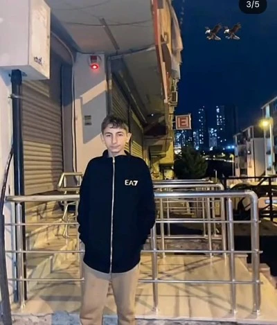 Esenyurt’ta 13 Yaşındaki Çocuk Evde Baygın Bulundu: Hastanede Hayatını Kaybetti