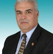 Eski başkan kalp krizi geçirip hayatını kaybetti