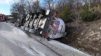Eskişehir’de akaryakıt yüklü tır kaza yaptı: 1 ölü