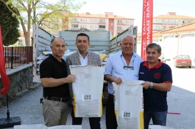Çiftçilere tohumu desteği verildi