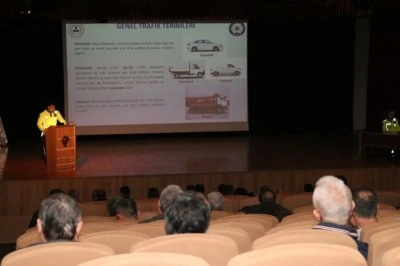 Eskişehir&rsquo;de fahri trafik m&uuml;fettişleri ile toplantı yapıldı