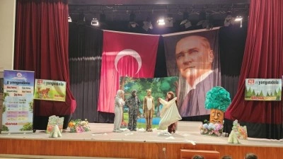 Eskişehirli &ccedil;ocuklardan anlamlı tiyatro g&ouml;sterisi