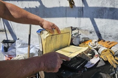Ev Küle Döndü Kur’an-ı Kerim Sapasağlam Kaldı!