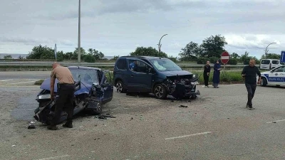 Eynesil&rsquo;de trafik kazası: 2 yaralı