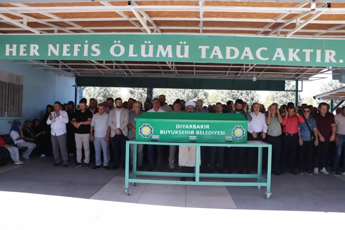 Farah Elmasri Diyarbakır’da Toprağa Verildi