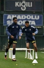 Fenerbah&ccedil;e, Galatasaray derbisinin hazırlıklarına başladı