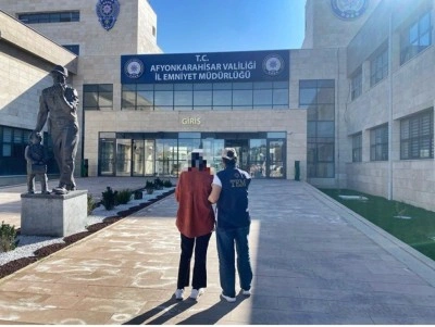 FET&Ouml;&rsquo;den aranan şahsı polis yakaladı