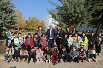 Final İlkokulunda “Yeşil Vatan” Buluşması: Öğrenciler Fidan Dikerek Doğaya Umut Ekti