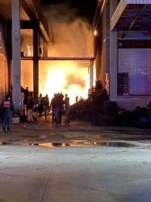 Finike Toptancı Hali’nde korkutan yangın