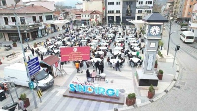 Galatasaraylı taraftarlardan geleneksel iftar organizasyonu