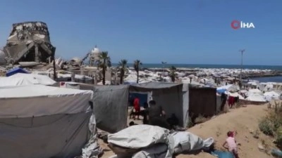 Gazze Limanı İsrail saldırılarından kaçan sivillere sığınak oldu