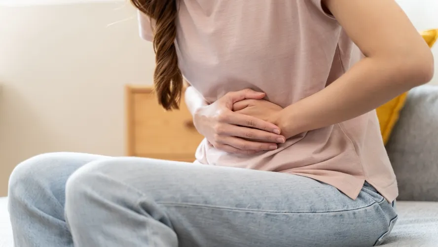 Geçer diye düşünülen adet sancısı hastalık belirtisi olabilir