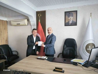 Gediz’de Kur’an Kursu inşaatına destekler devam ediyor