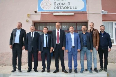 Gediz Halk Eğitimi Merkezi&rsquo;nden ihtiya&ccedil; sahibi &ouml;ğrencilere el emeği kış desteği