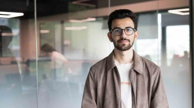 Yapay Zeka Destekli Moda Trendlerini Önceden Tahmin Ediyor!