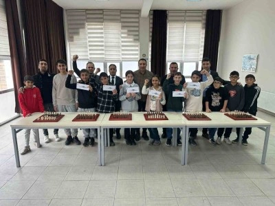 Gençler Kernek Küliyesi’nde kıyasıya yarıştı