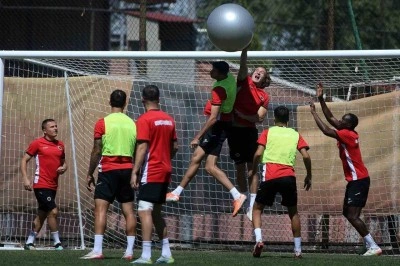 Gençlerbirliği, topa sahip olamıyor