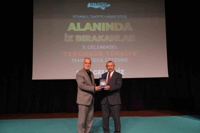 Gençliğe yatırım ödülle taçlandı: Arnavutköy Belediyesi’ne ’Alanında İz Bırakan’ ödülü