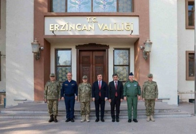 Genelkurmay Başkanı Orgeneral Bayraktaroğlu, Erzincan Valiliğini ziyaret etti