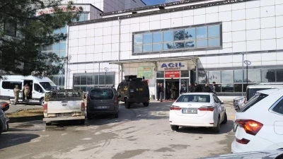 Batman'da bı&ccedil;aklı kavga: 1 &ouml;l&uuml;