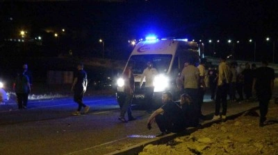 Motosiklet sürücüsünün bacağı koptu