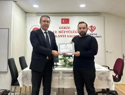 Gerze&rsquo;de gen&ccedil; din g&ouml;revlilerine &lsquo;babalık bilinci&rsquo; eğitimi