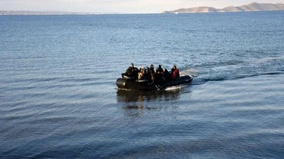 Göçmenleri taşıyan lastik bot battı! Ölü ve kayıp var
